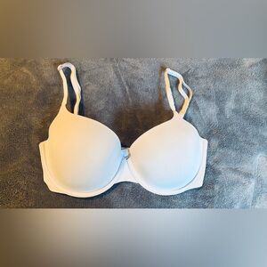 Victoria’s Secret Demi T-shirt bra